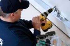 Garage door installer